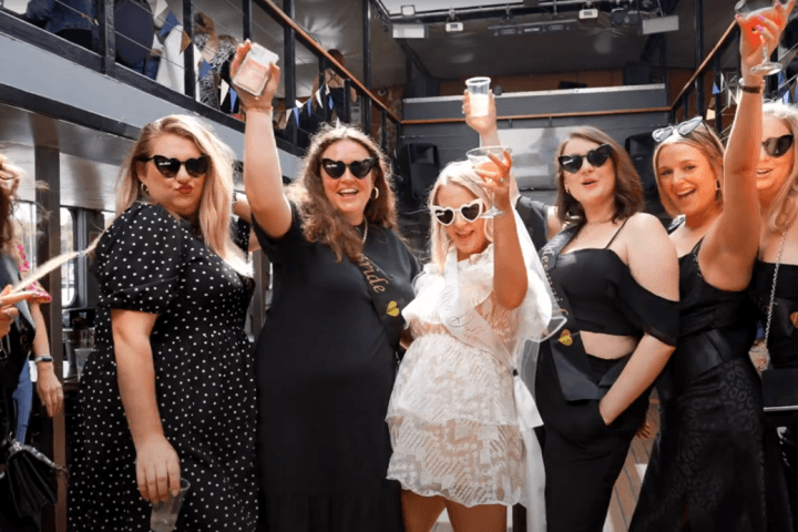 Bottomless Brunch on the Thames
